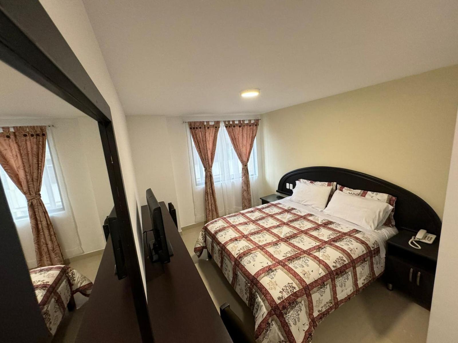 Hotel Los Andes Ипьялес Экстерьер фото