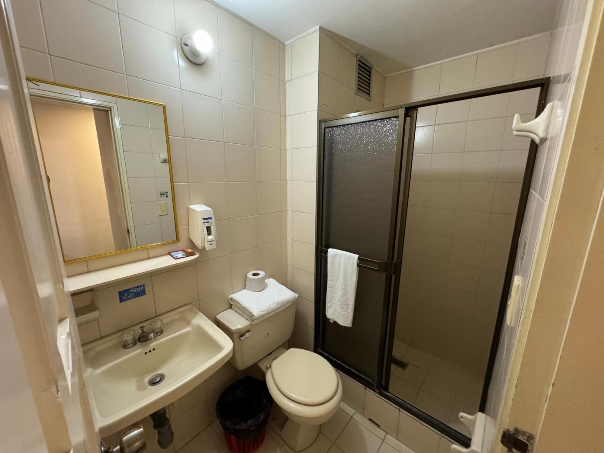 Hotel Los Andes Ипьялес Экстерьер фото