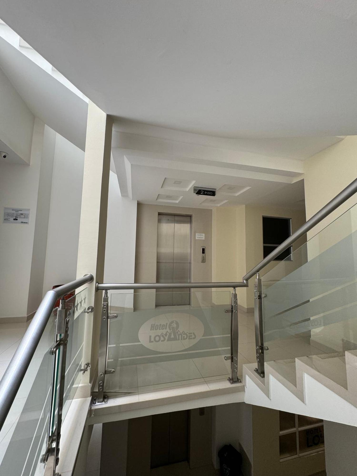 Hotel Los Andes Ипьялес Экстерьер фото